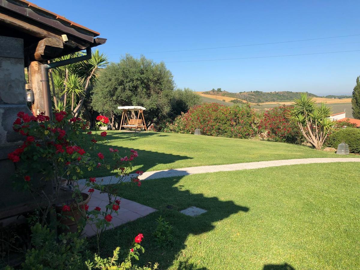 Casale Farnesiana B&B Tarquinia Extérieur photo