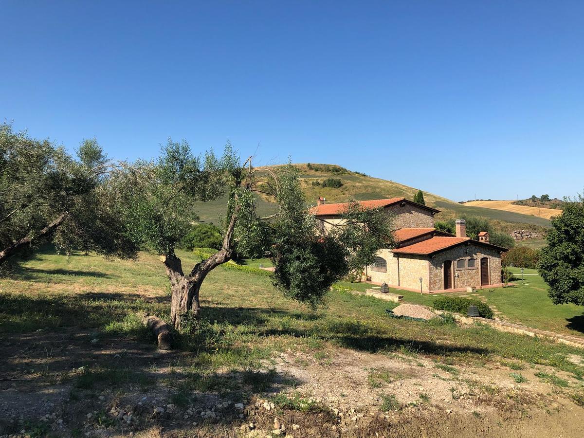 Casale Farnesiana B&B Tarquinia Extérieur photo